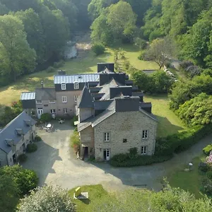 Bed and breakfast Domaine Des Papeteries, Plounevez-Moedec